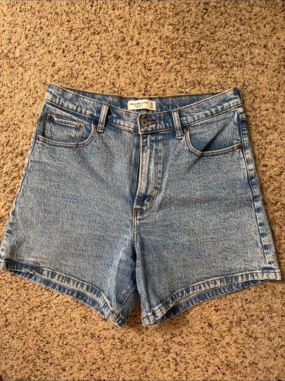 Abercrombie & Fitch Light Wash Denim High-Rise Women's Shorts